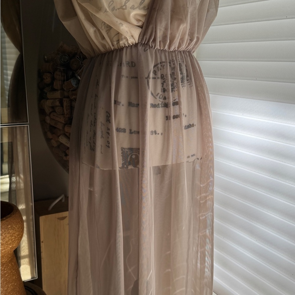 Zara Cream and Tan Sleeveless Beach Cover - Picture 9 of 11